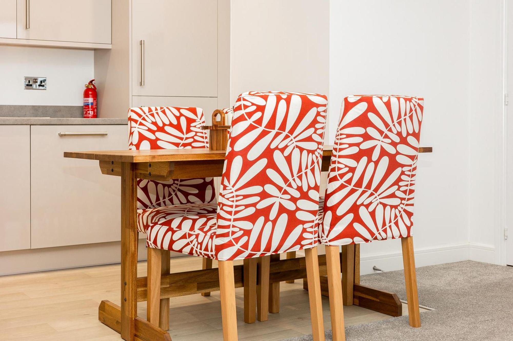 Appartement Modern 1br With Balcony & View, Wandsworth