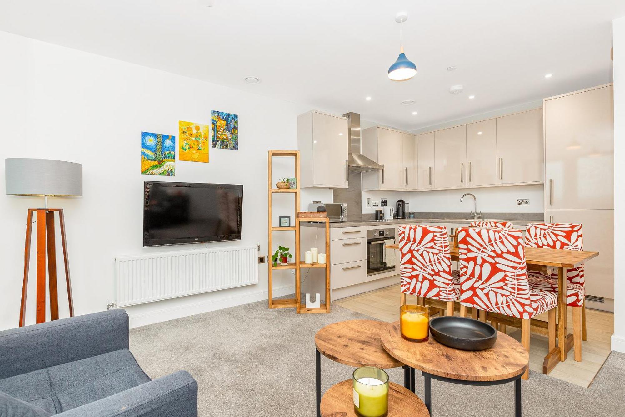 Modern 1br With Balcony & View, Wandsworth Appartement Londres