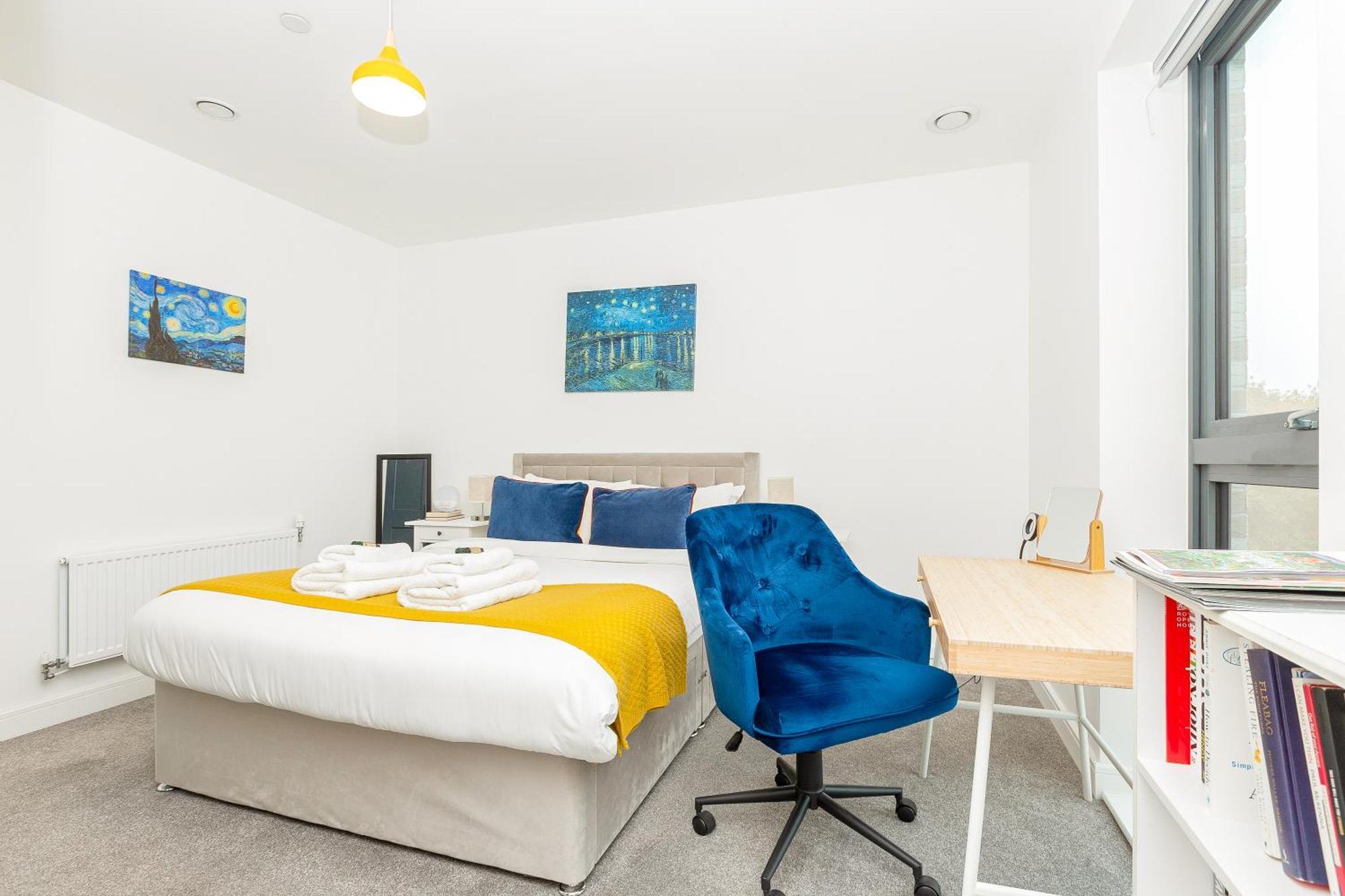 Modern 1br With Balcony & View, Wandsworth Londres