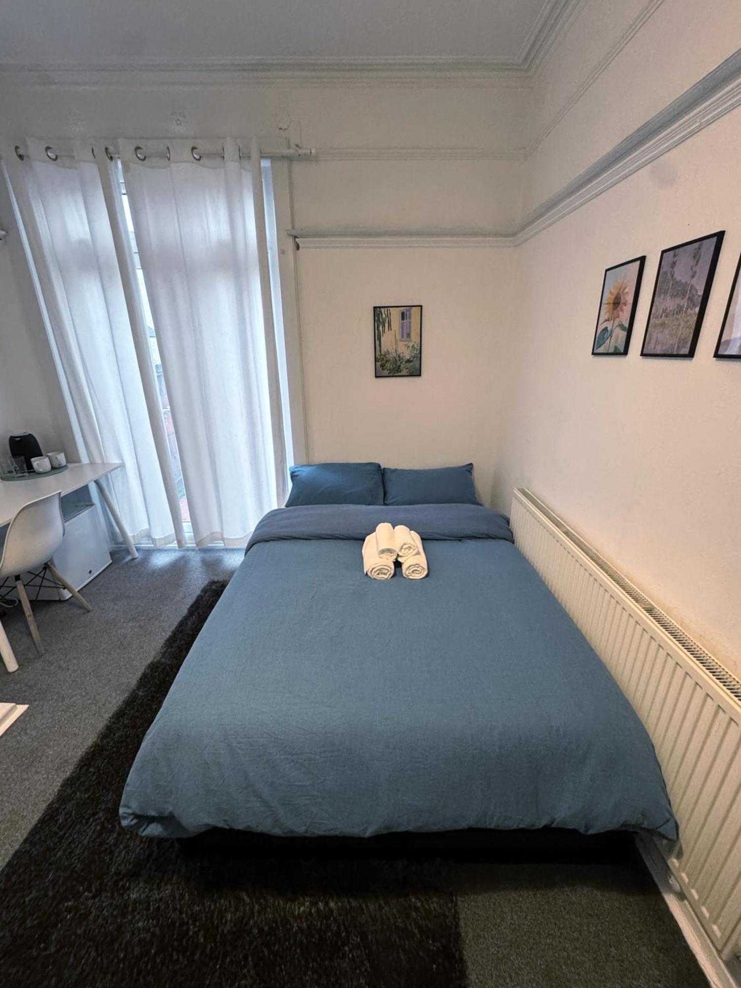 Cosy Double A Stones Throw From Wembley Stadium Londres