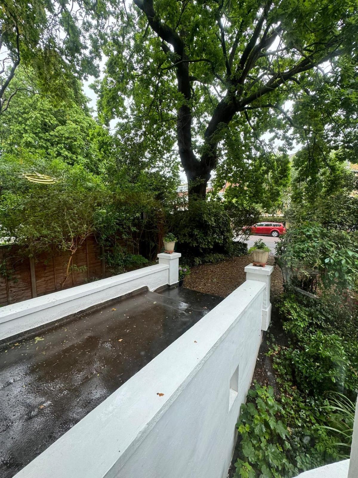 Appartement Exceptionally Large Newly-refurbished 1-bed Flat In Hither Londres
