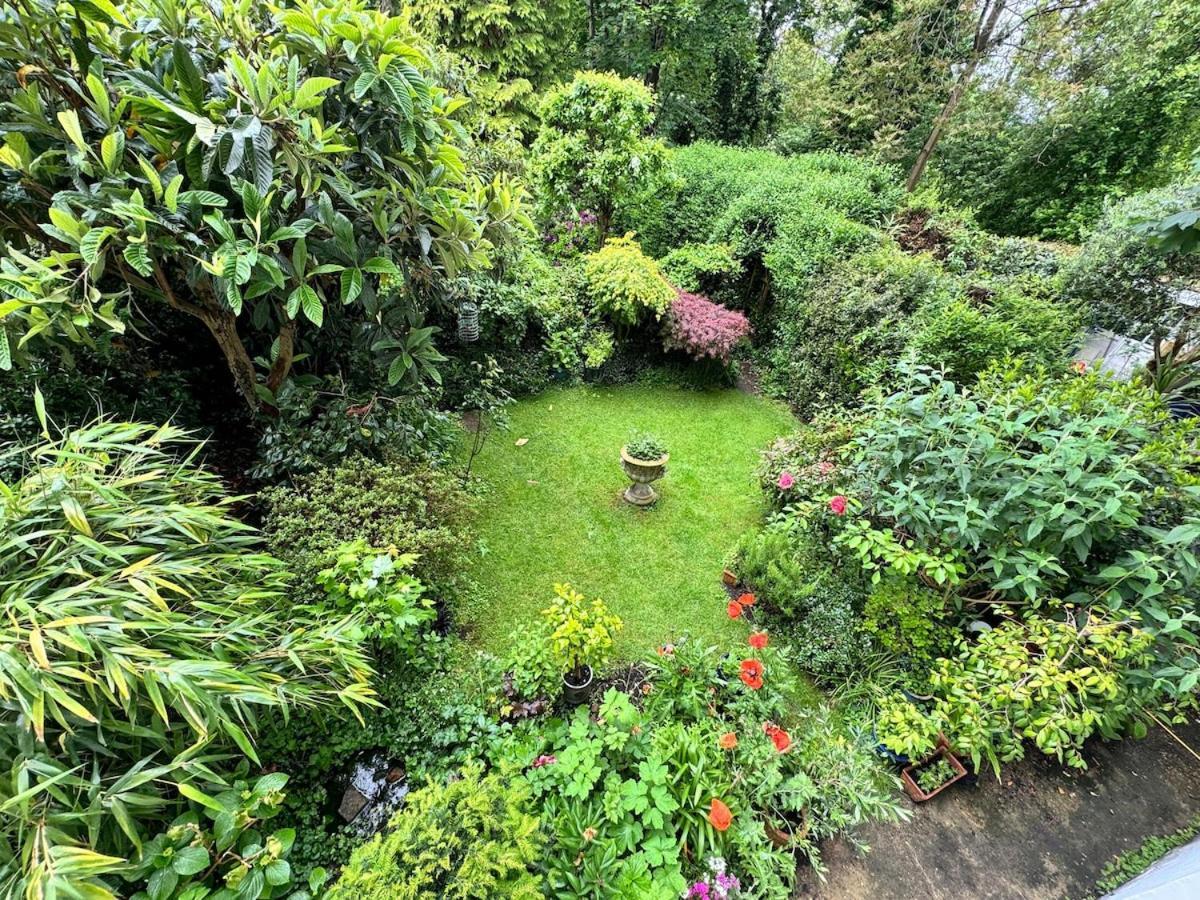 Exceptionally Large Newly-refurbished 1-bed Flat In Hither Appartement Londres