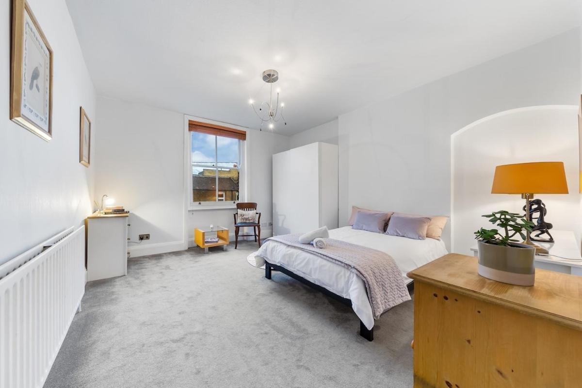 Apartamento Lovely Split Level 2 Bedroom Flat In Nw