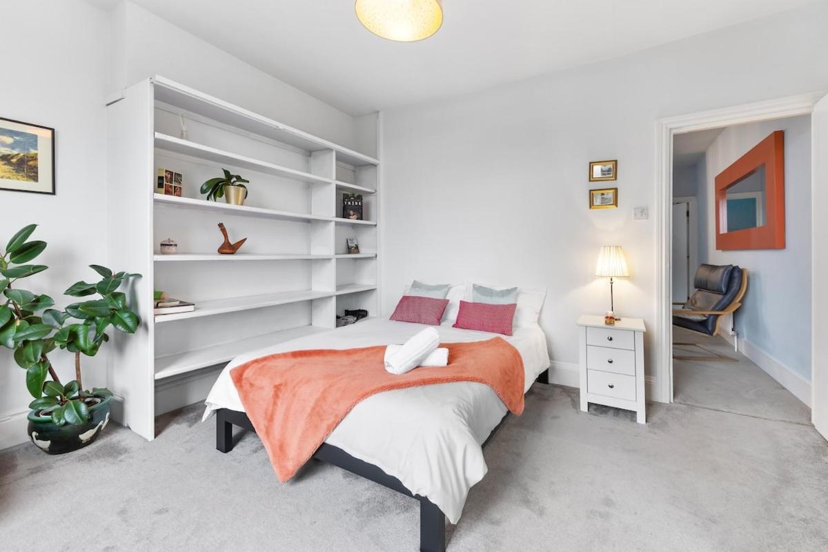 Lovely Split Level 2 Bedroom Flat In Nw Apartamento Londres