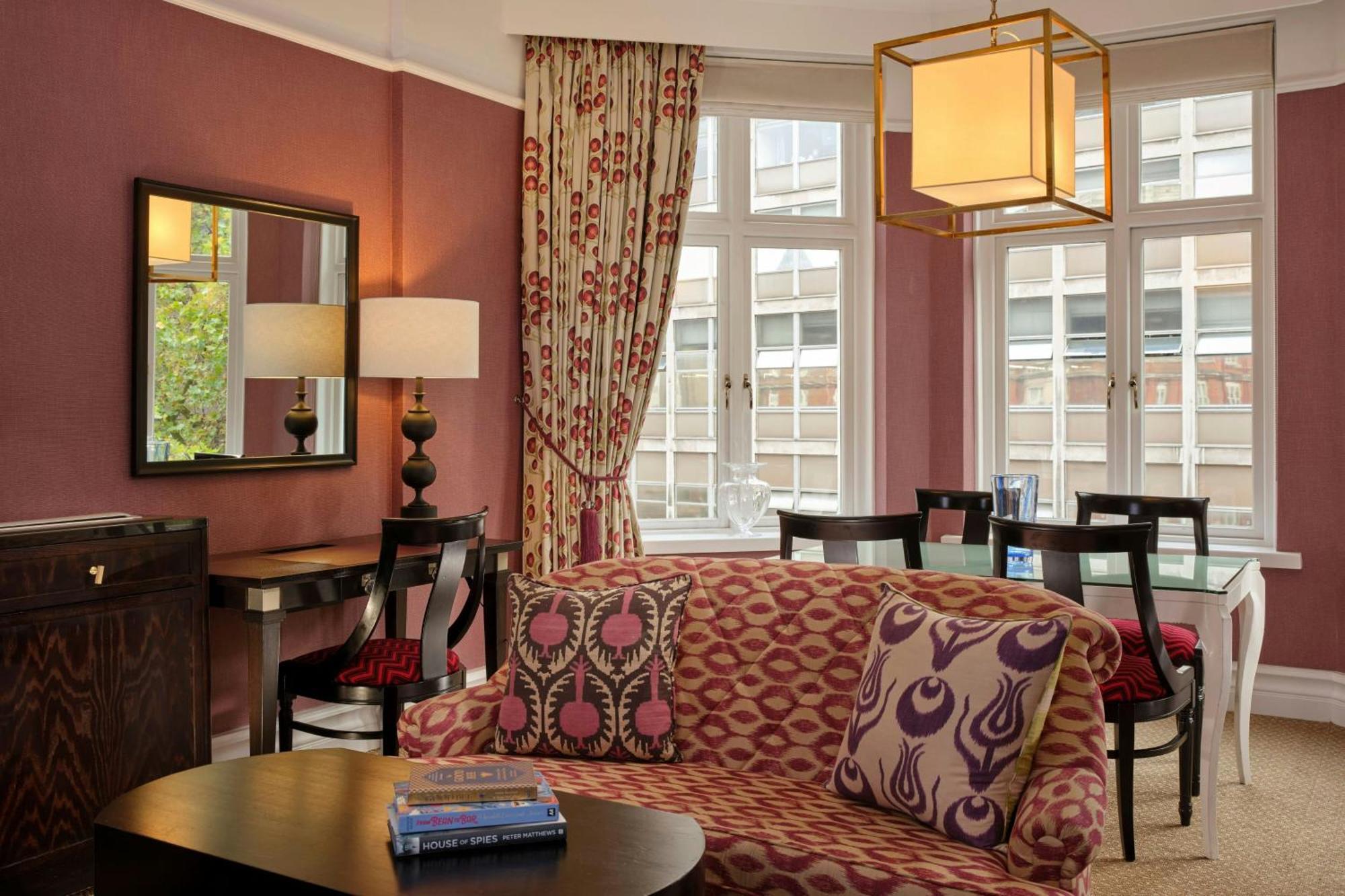 St. Ermin's Hotel, Autograph Collection 4*