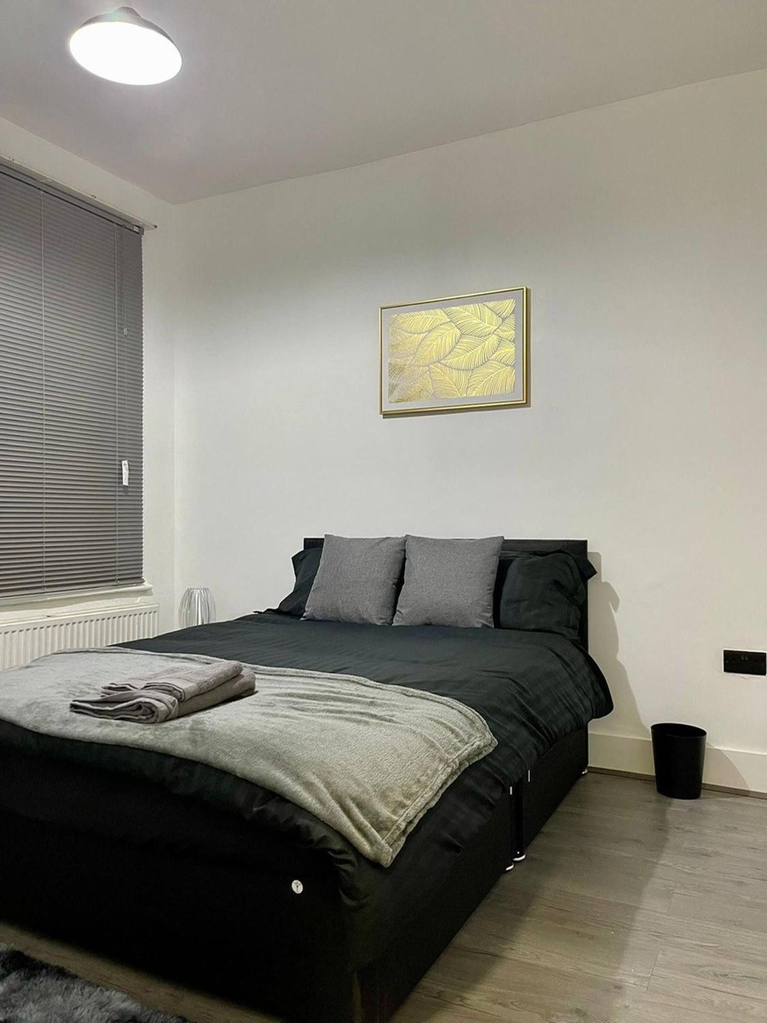 Hébergement de vacances Modern 5 Bedroom House - Enfield Londres