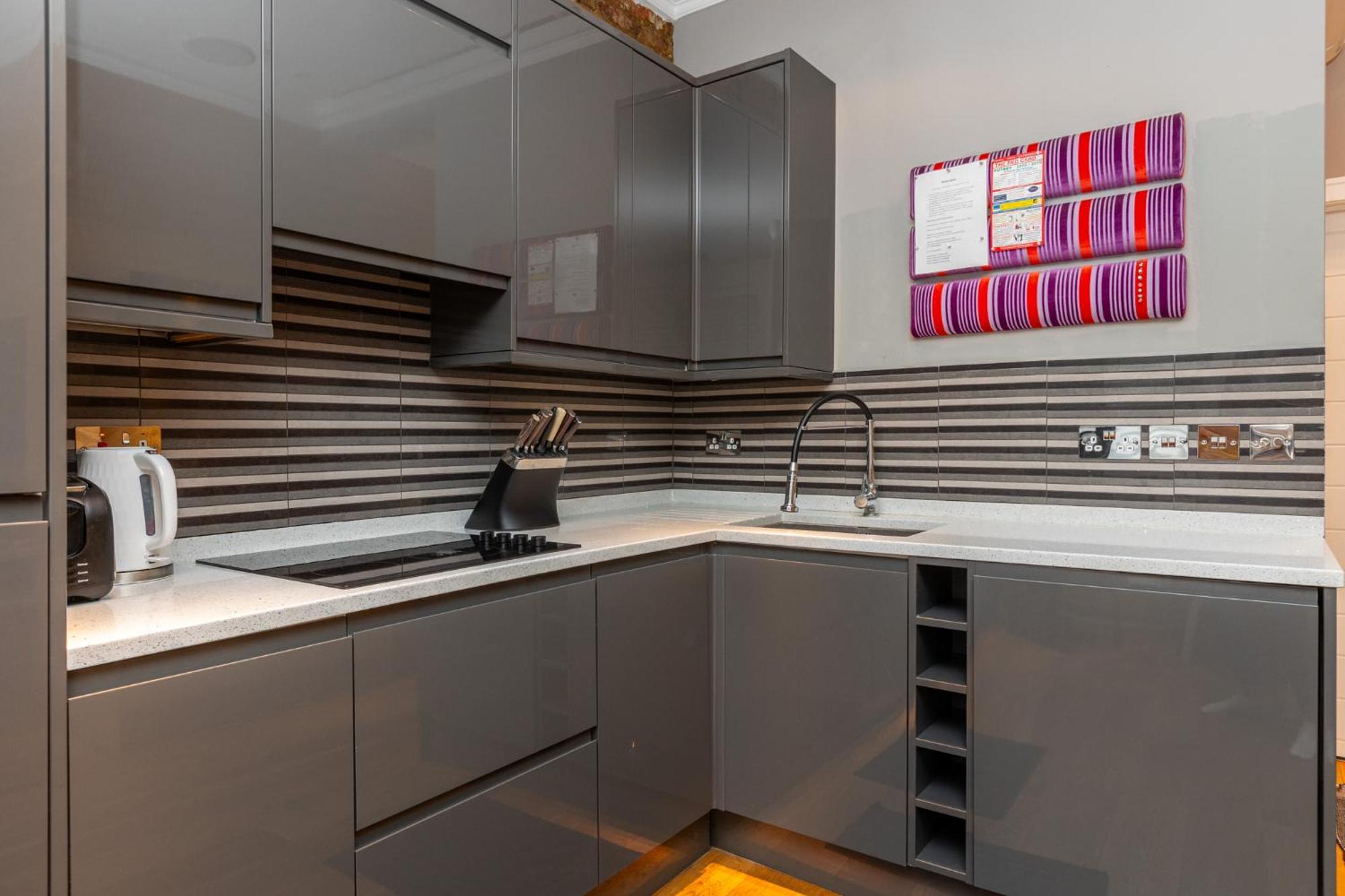 Beautiful 1br, 2 Min Putney Train St, 5min To Tube * Londen