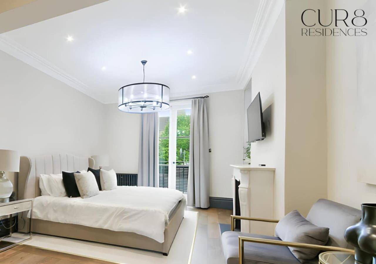 Luxury Chelsea House With Parking London