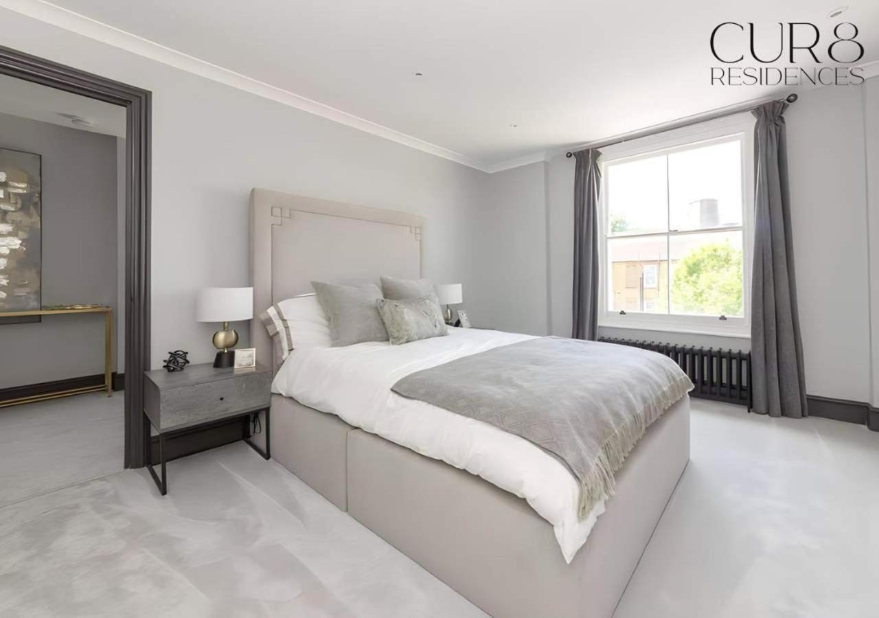 Luxury Chelsea House With Parking * London