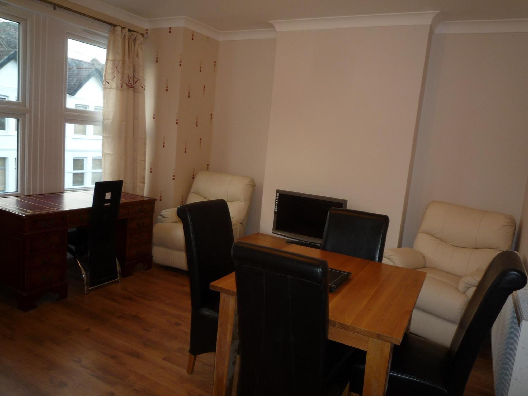 Apartamento Large 2bedroom Flat *