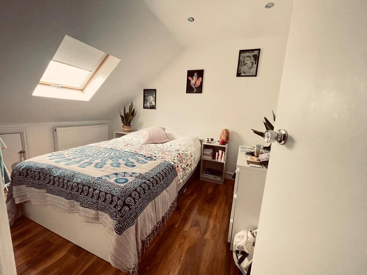 Modern 5-bed With Garden & Spectacular Views * Londres