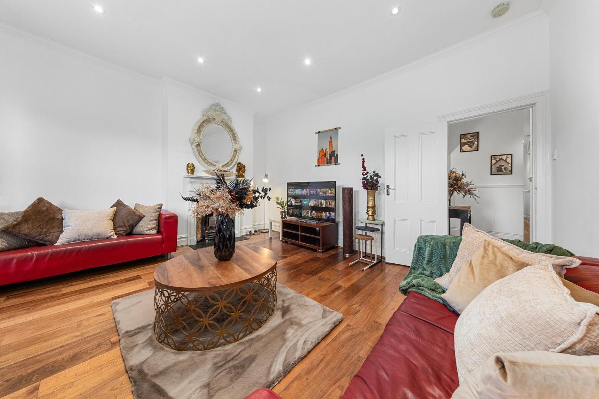 3 Bedroom Sloane Square Kings Road Chelsea Bm1 * Londres