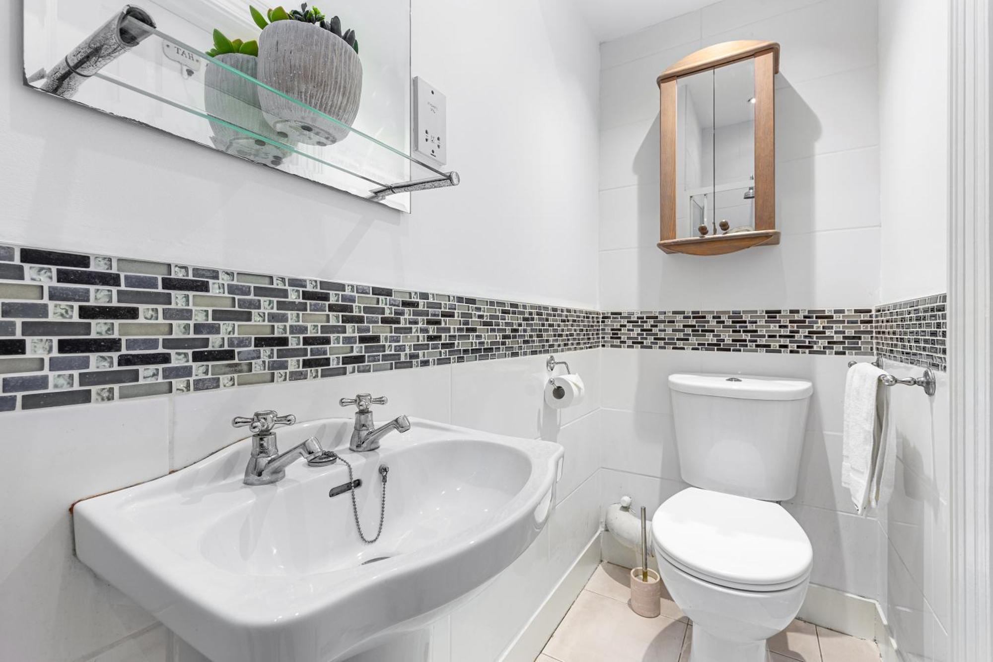 Appartement 3 Bedroom Sloane Square Kings Road Chelsea Bm1 *