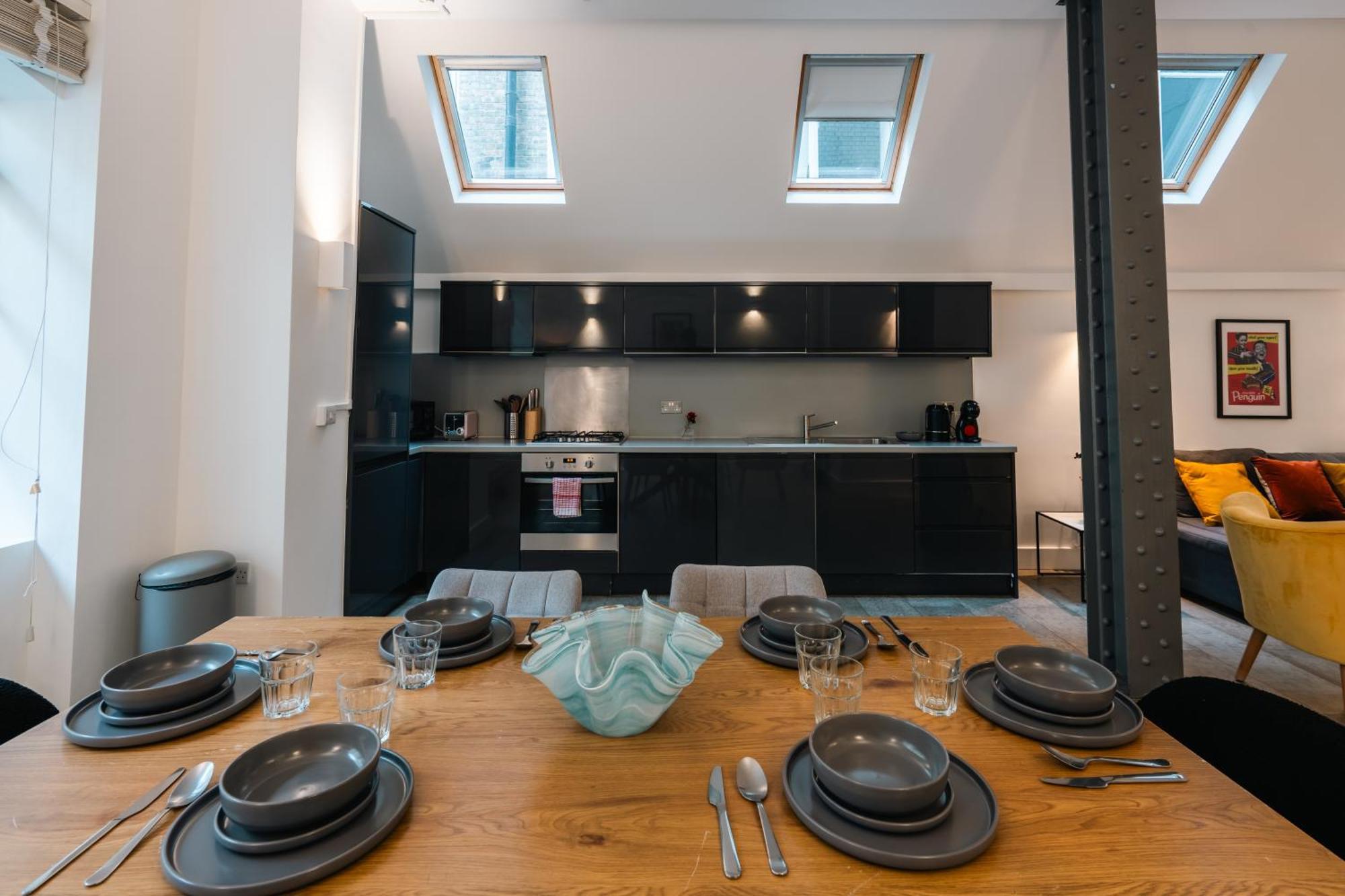 Stylish 3br Duplex In Vibrant Clerkenwell *
