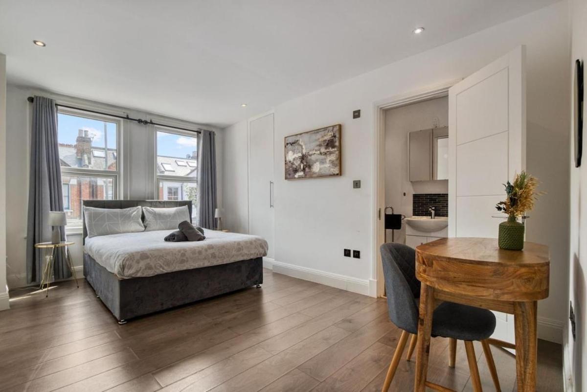 Apartamento Luxurious Spacious 2br 2ba Londres