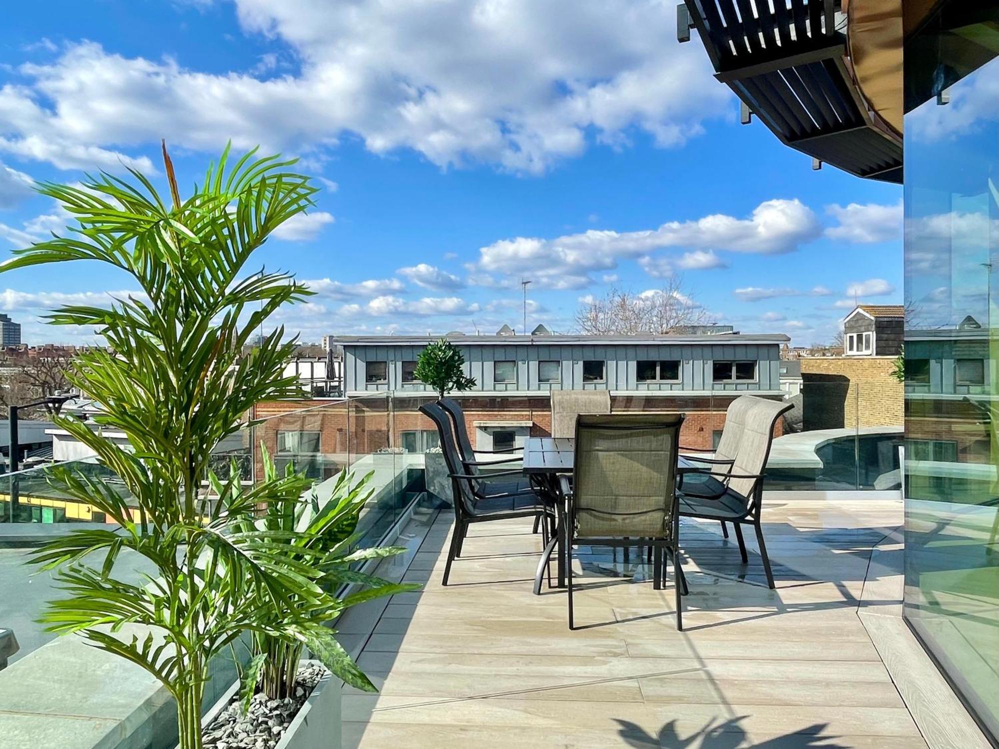Penthouse In Fulham West Kensington 3 Bedrooms Appartement *