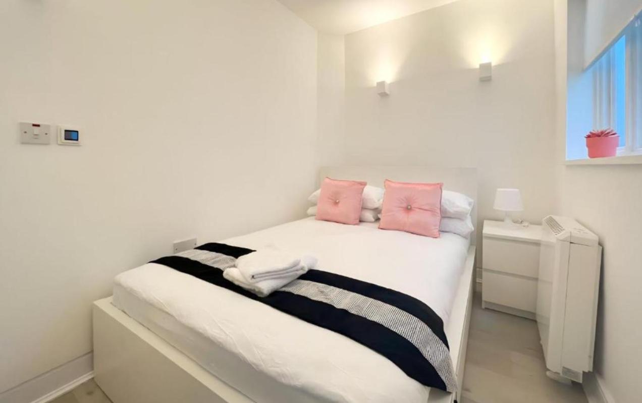 Hyde Park Luxury Residences *
