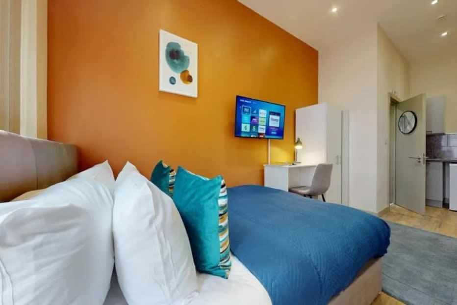 Patio Full Kitchen Netflix Smart Tv Self Check-in * Londres