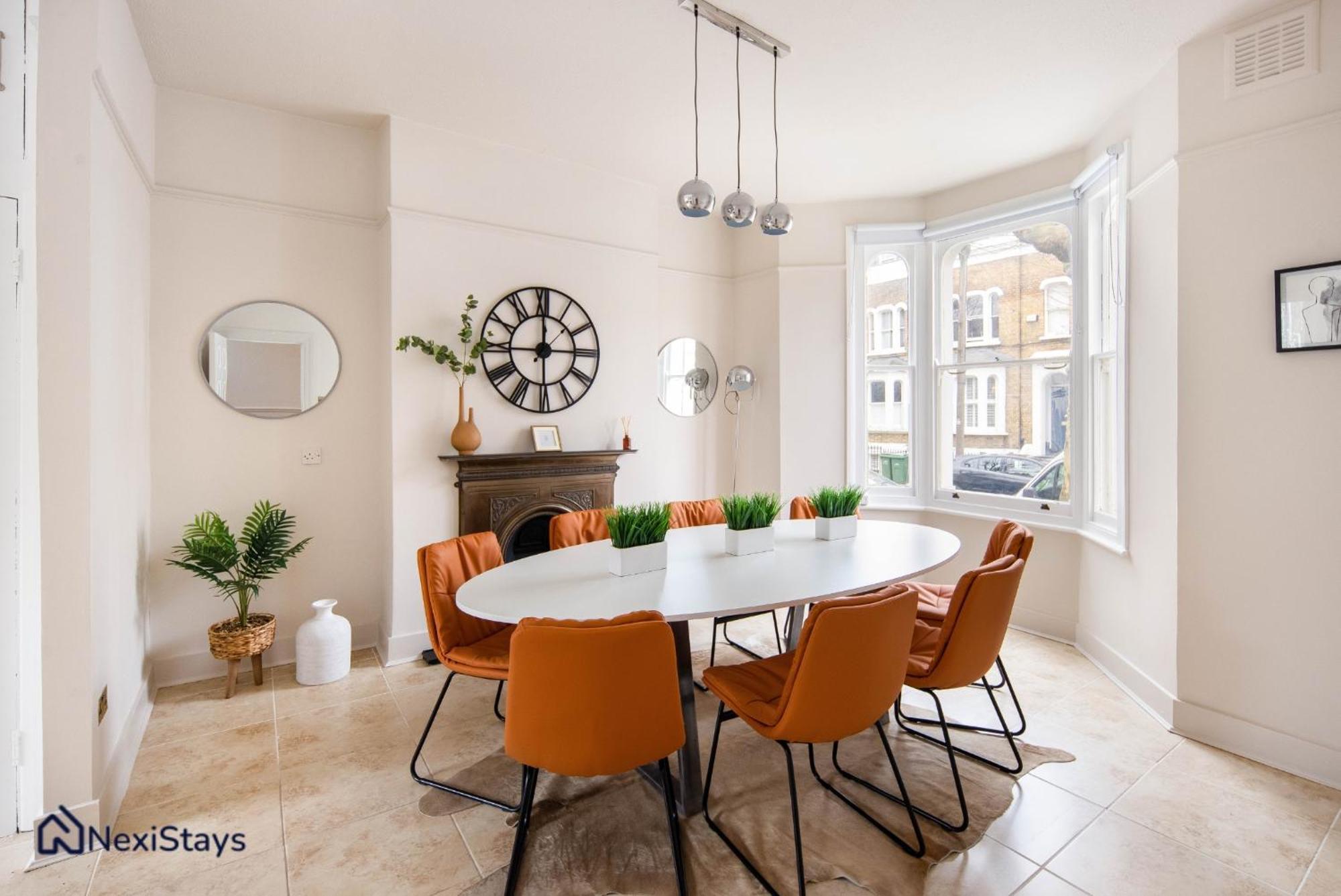 10 Mins Walk To The Oval, The Kennington Retreat Appartement Londres