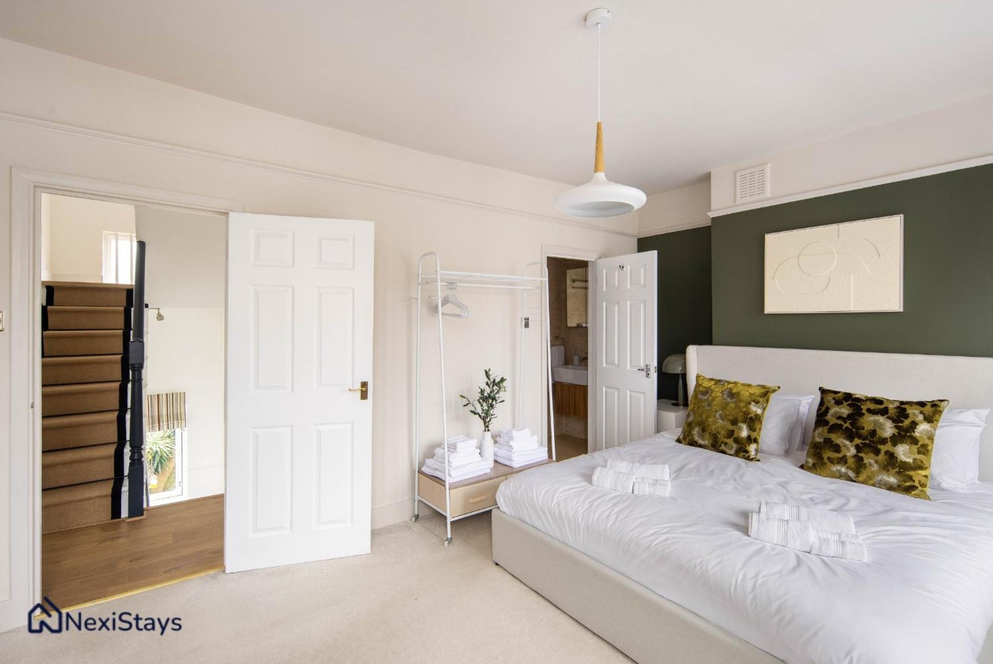 10 Mins Walk To The Oval, The Kennington Retreat Appartement Londres