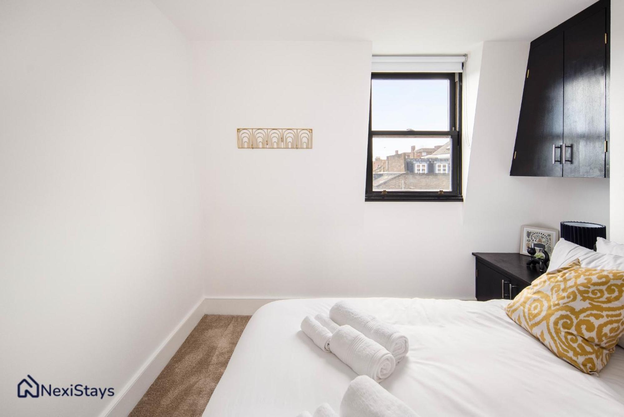10 Mins Walk To The Oval, The Kennington Retreat Londres