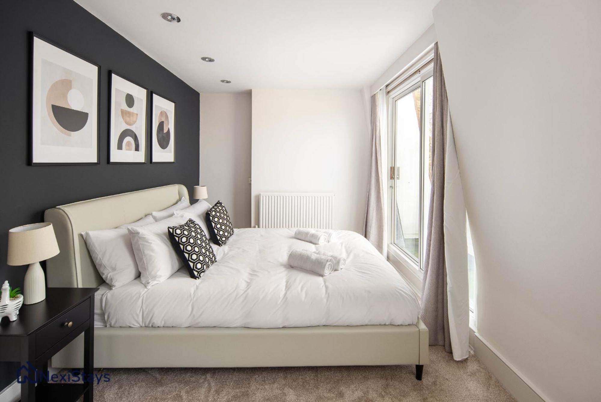 10 Mins Walk To The Oval, The Kennington Retreat Londres