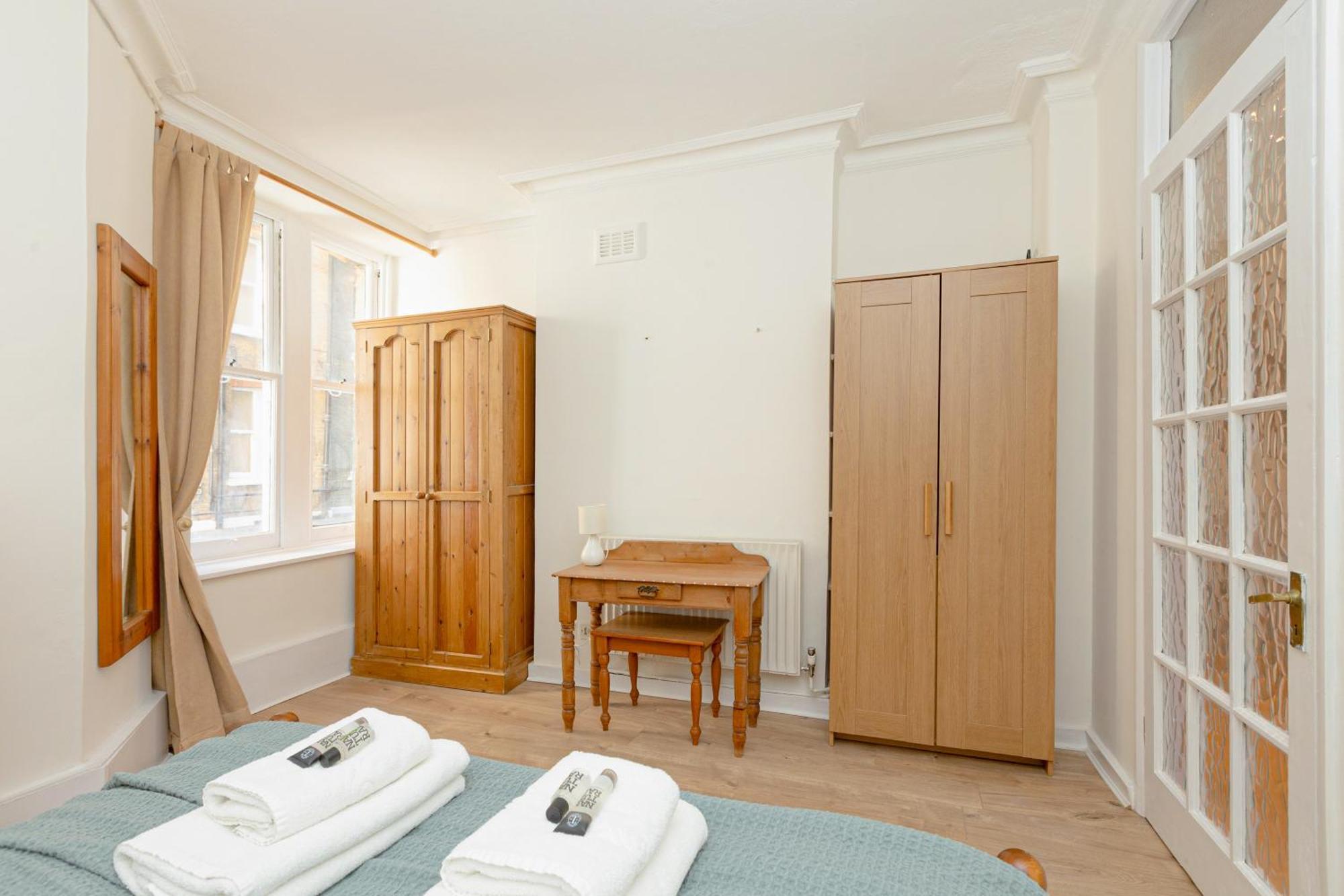 Sunny 1br Gem In Chelsea Harbour & Coleridge Gardens Appartement Londres