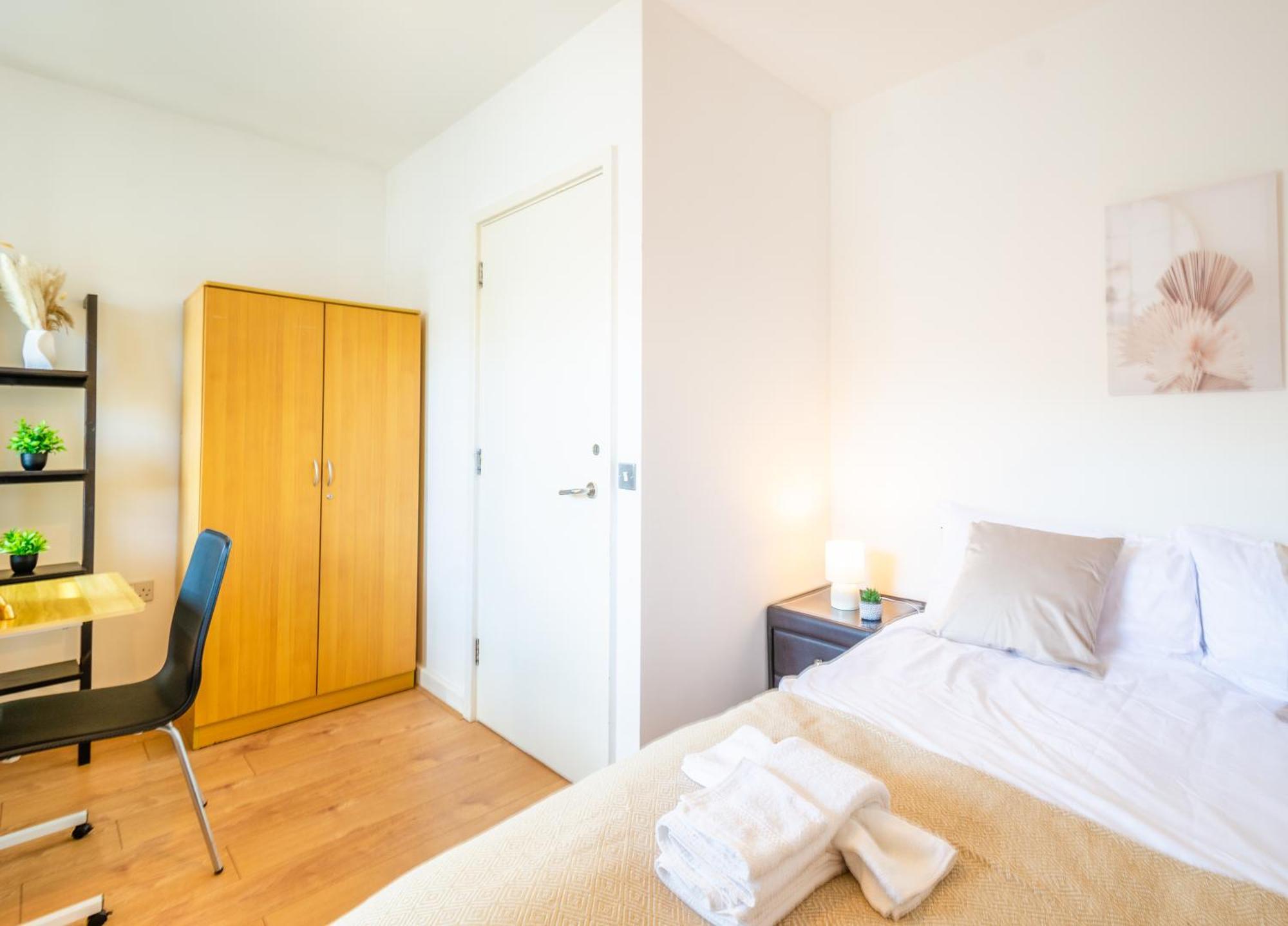 Viewpoint - Modern Big 2 Bedroom - Ideal For Longer & Business Travel *