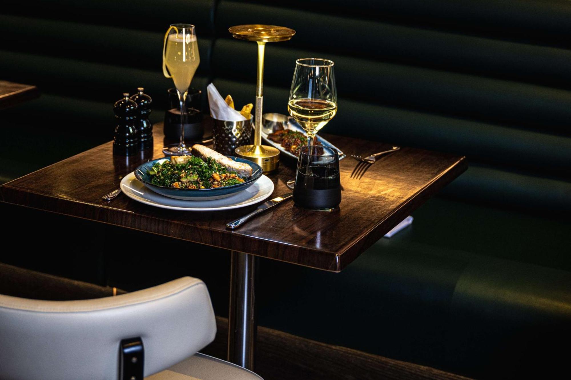 The Westminster London, Curio Collection By Hilton 4* Londres