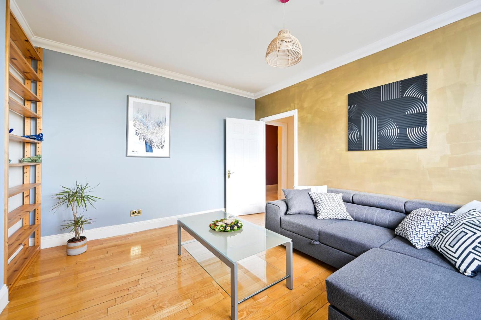 Stylish Kilburn Escape - Boutique Living In *