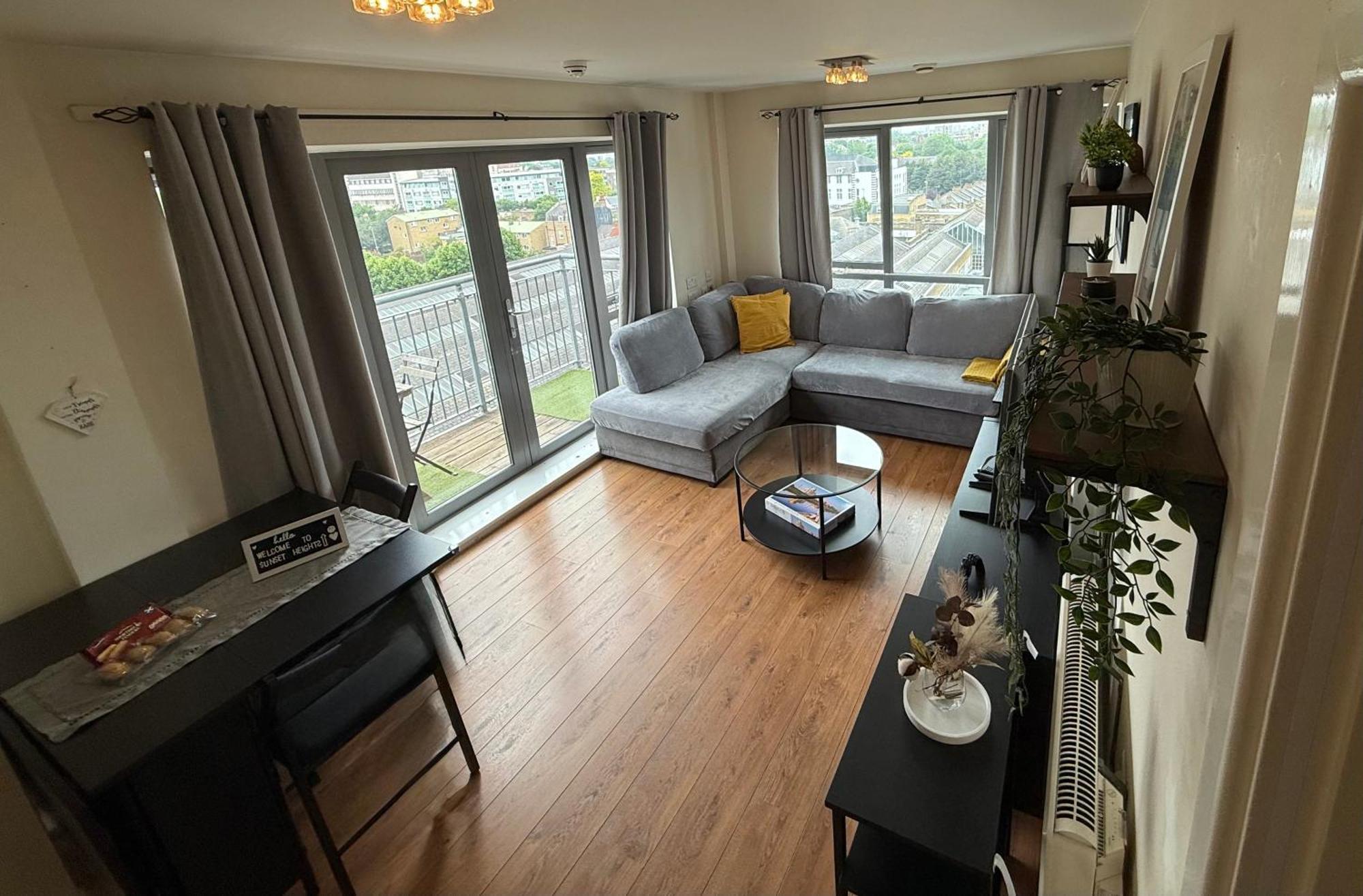Sunset Heights Bright 2br With Views And Free Parking Apartamento *