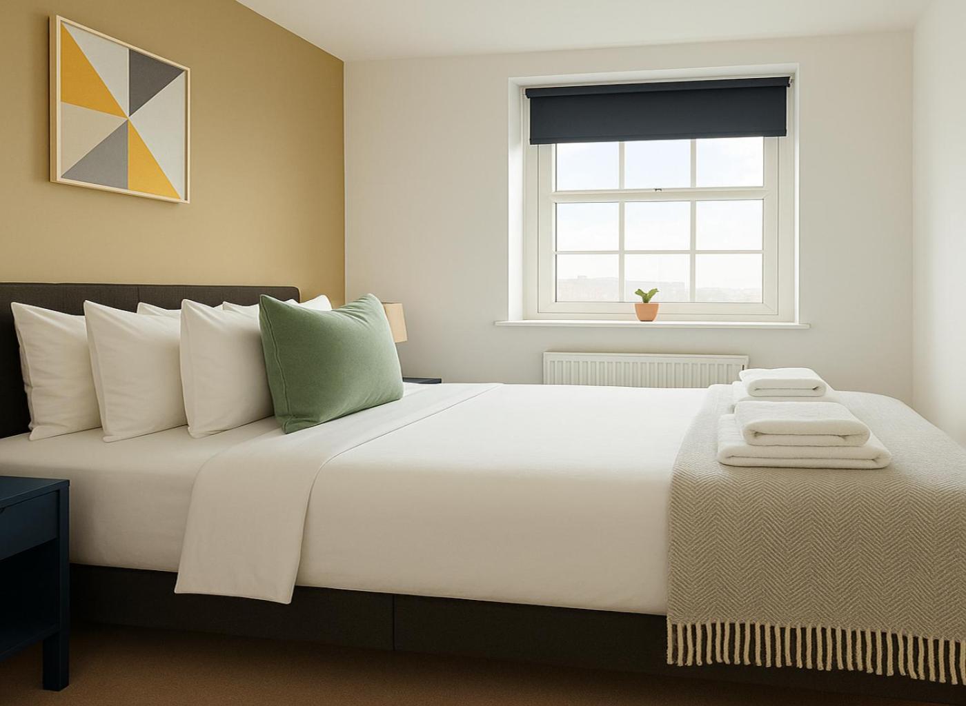 2 Bed In Shoreditch Apartment *