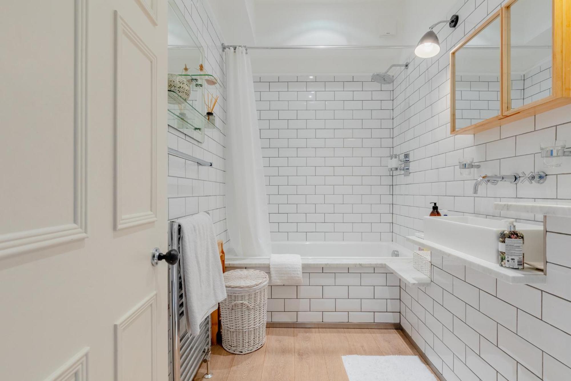 Elegant Hidden Gem By Landmarks Apartamento *