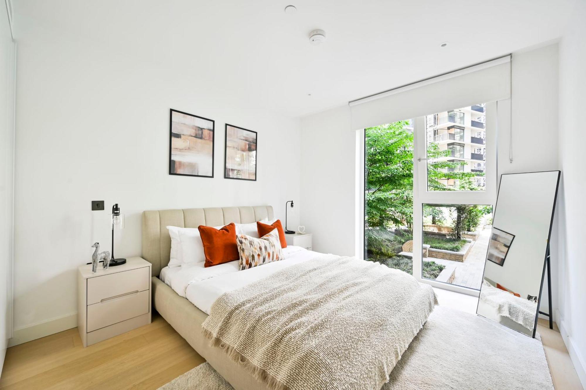 Luxury In White Living - Ideal For Family & Business Appartement Londen