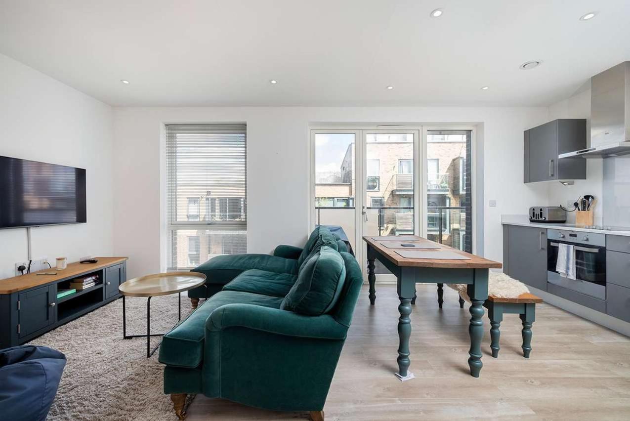 Amazing Flat With Beautiful Neighbourhood Views Appartement Londen