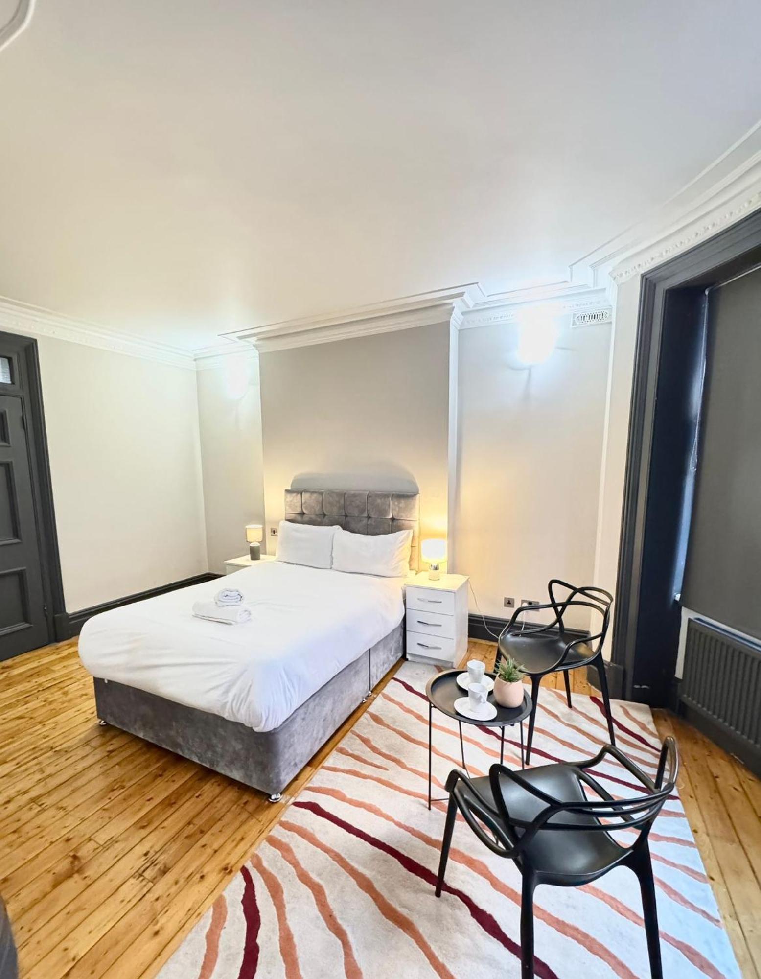 The Hyde Park Escape Appartement *