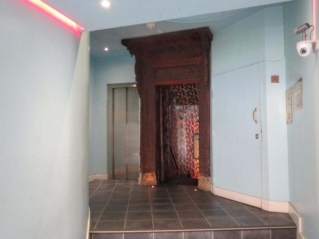 4 Star Piccadilly Hotel