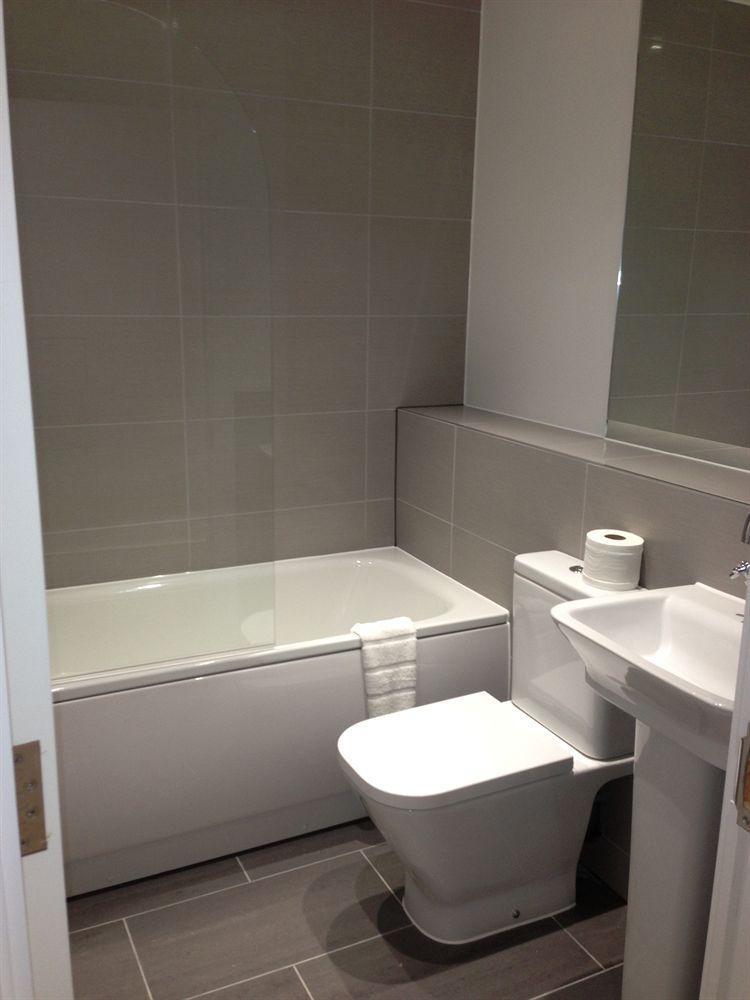 Appartement Max Serviced Commercial Road *