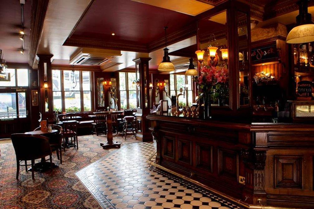 The Mad Hatter 3* Londres