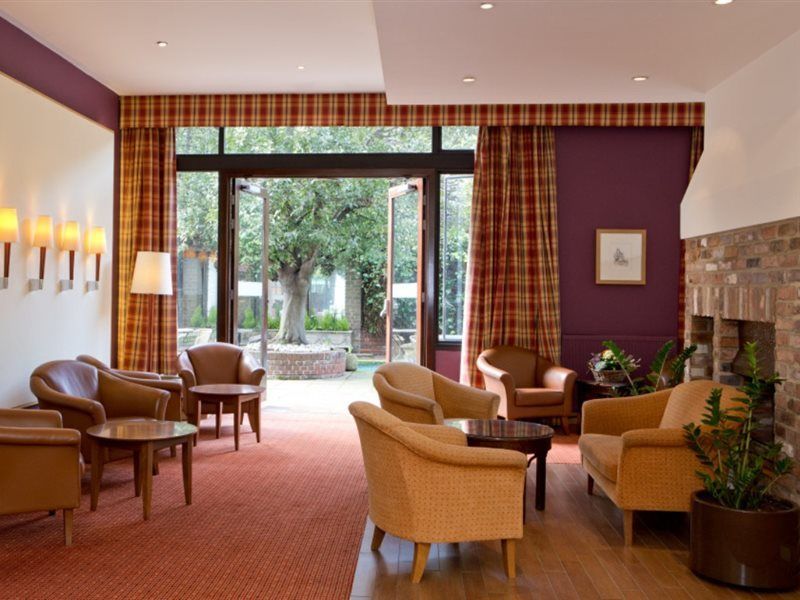 Hotel Royal National And Sister Roulette Londres