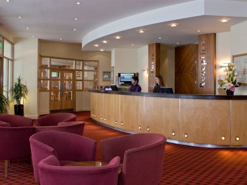 Royal National And Sister Roulette Hotel