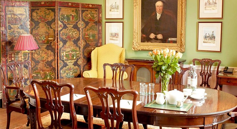 Roseate House Hotel
