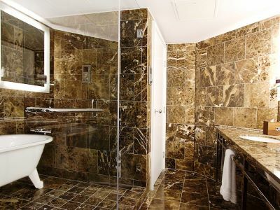 Hotel St. Ermin's Hotel, Autograph Collection