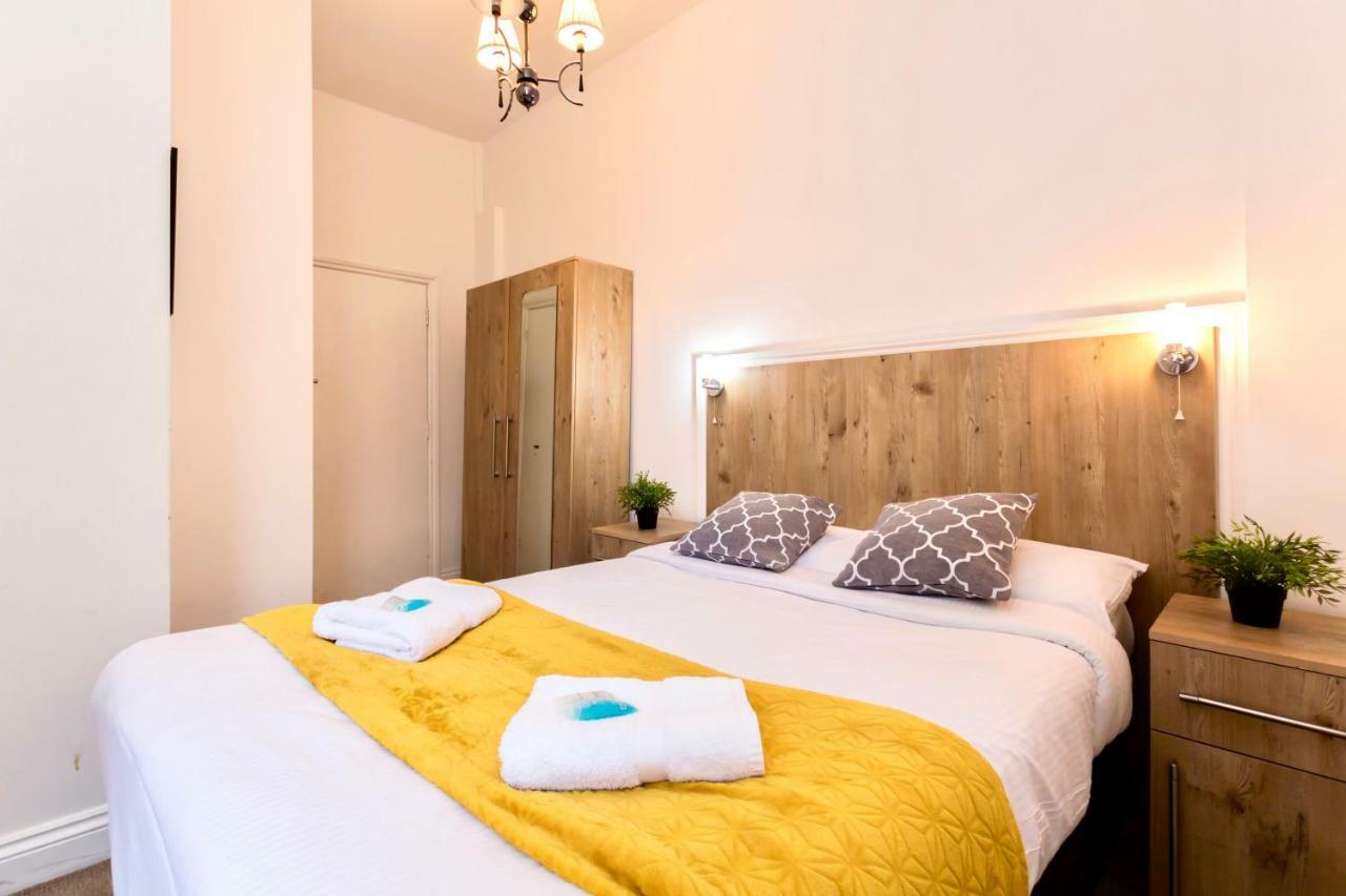 Hotel Oyo Tamtam Acton 3*