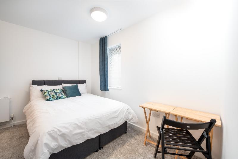 Queen's Drive Aparthotel Londres