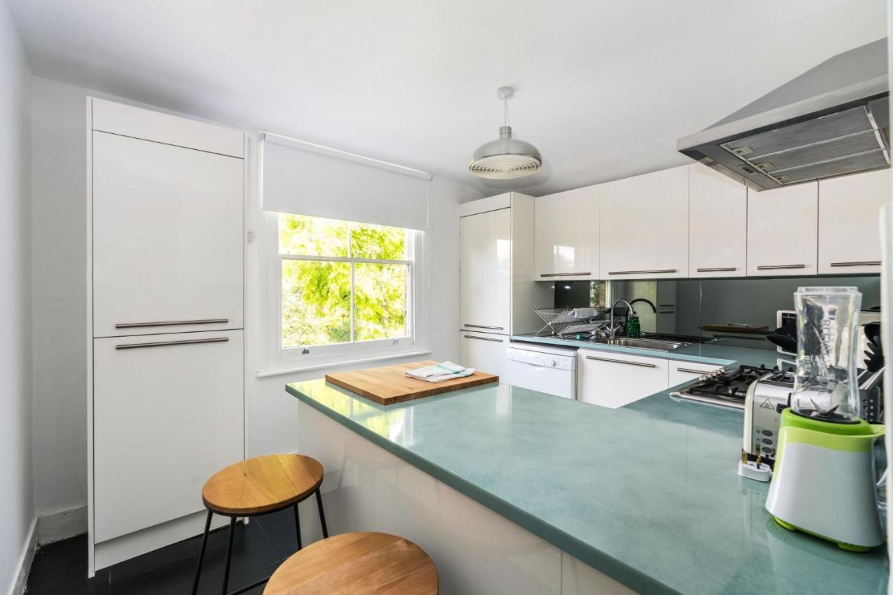 New Amazing 1 Bedroom Flat In Trendy Highbury Apartment *