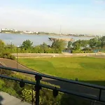 Affluent Apartments Waterside Tideslea Path