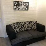 Double Room With Private Bathroom In A 2-Bedrooms House