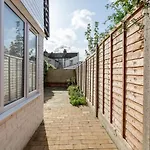 2 Bedrooms Serviced Apartment Excel Exhibition Centre, O2 Arena, Stratford Olympic City, Forest Gate, Central London