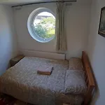 Canary Wharf Apartment